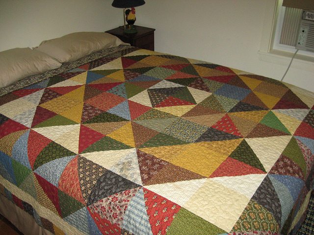 Bed with quilt