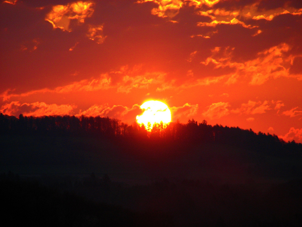 A photo of a sunrise