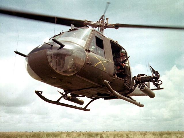 A helocopter gunship