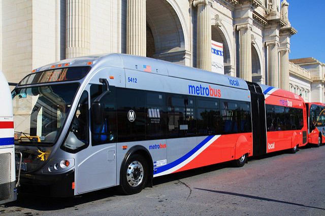 A D.C metro bus