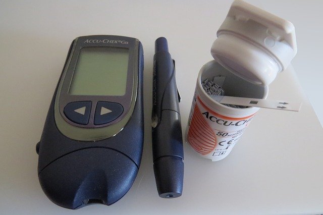 Image of tools used to treat diabetes.