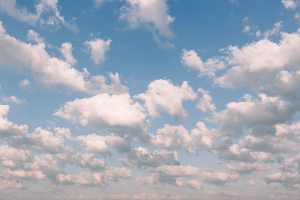 A photo of a cloudy sky