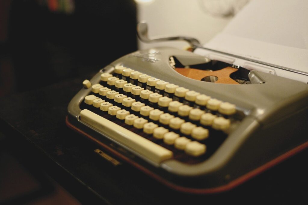 Photo of a old vintage typewriter